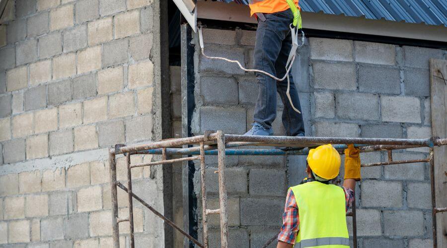 Expert new roof installation services in Nilwood, IL